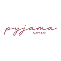 Logo „pyjama pictures“ in roter Handschrift auf weißem Hintergrund.