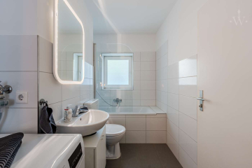 woonwoon-berlin-wohnen-auf-zei - Geschmackvoll möblierte 2-Zimmer-Wohnung mit Balkon im Herzen der Stadt