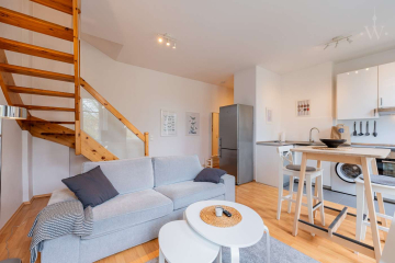 woonwoon-berlin-wohnen-auf-zei - Möblierte 2-Zimmer Dachgeschoss-Maisonette Wohnung