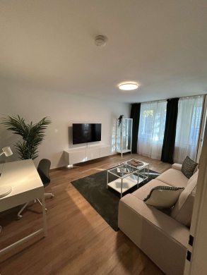 Bild - Frisch renovierte City-Wohnung mit Wintergarten – möbliert & bezugsfertig in Toplage Schöneberg