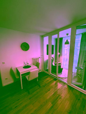 Bild - Zentrale Lage, modernes Design – Attraktive Wohnung im Herzen Berlins