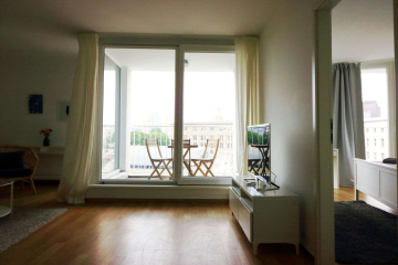 WZ1 - Modern möblierte 5-Zimmer-Maisonette-Wohnung direkt am Checkpoint Charlie!