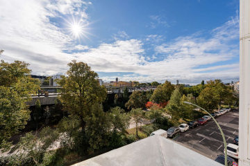 woonwoon-berlin-wohnen-auf-zei - Our stylishly furnished 3-room flat near Wilmersdorfer Straße