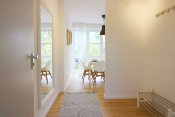 Eingang - Lichtdurchflutete 2-Zimmer-Wohnung mit loftartigem Wohnbereich