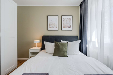 woonwoon-berlin-wohnen-auf-zei - NEU möbliertes Apartment in bester City West Lage – Ideal für Klinikpersonal !