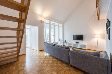 woonwoon-berlin-wohnen-auf-zei - Möblierte 4-Zimmer-Maisonette-Wohnung nähe Schloss Charlottenburg