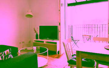 Wohnzimmer - 3-Zimmer-Wohnung mit großem sonnigen Balkon