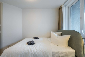 Schlafzimmer - Voll möbliertes 1,5-Zimmer-Apartment an der Spree