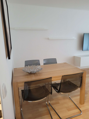 Wohnzimmer - Unsere moderne 3-Zimmer-Wohnung mit großem Balkon