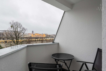 woonwoon-berlin-wohnen-auf-zei - Lichtdurchflutete, stilvoll möblierte 2-Zimmer-Wohnung in zentraler Lage