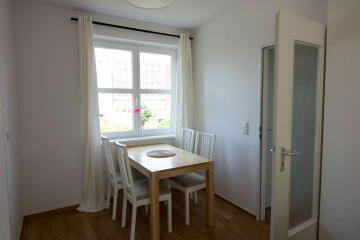 Essbereich - Modern möblierte 3-Zimmer-Wohnung im Herzen Berlins