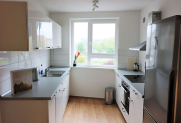 Küche - Helle, möblierte 2-Zimmer-Wohnung im Herzen Berlins