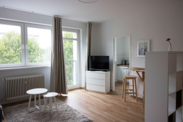 Wohnzimmer - Schönes möbliertes 1-Zimmer-Apartment im grünen Schöneberg