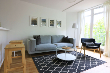 Wohnzimmer - Schöne 2-Zimmer-Wohnung in zentraler Lage mit Balkon