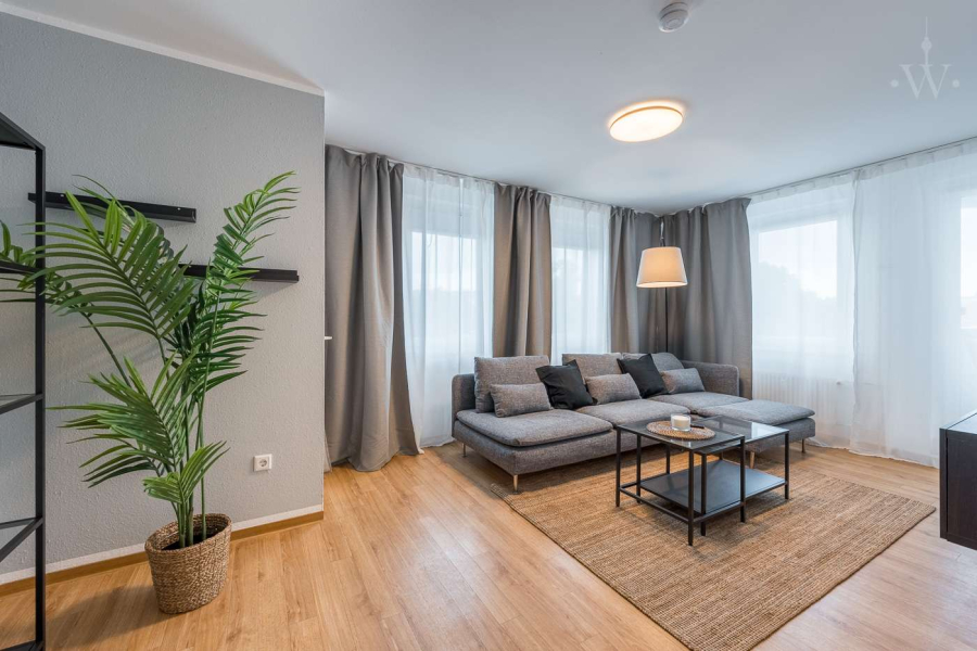 Lichtdurchflutete, stilvoll möblierte 2-Zimmer-Wohnung in zentraler Lage, Stuttgarter Platz, 10625 Berlin, Charlottenburg