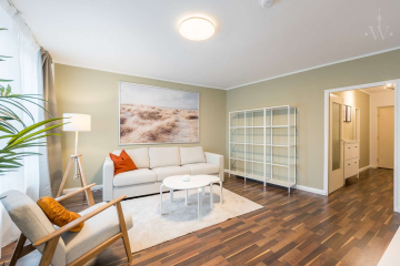 woonwoon-berlin-wohnen-auf-zei - Möblierte 2 Zimmerwohnung DIREKT an der Spree!