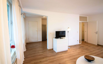 Wohnbereich - Gemütliche, möblierte 1-Zimmer-Wohnung inmitten Berlins