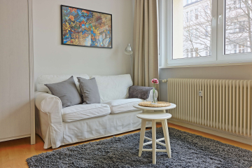 Sitzecke1 - Helles 1-Zimmer-Apartment in bester Berliner Lage