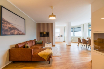 woonwoon-berlin-wohnen-auf-zei - Möblierte 4-Zimmer-Wohnung mit ruhigem Schlafzimmer zum Innenhof