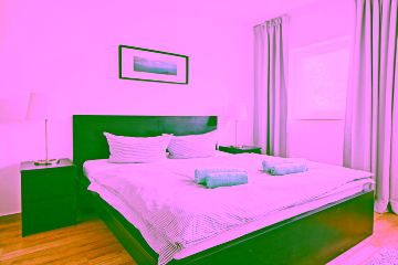 Schlafzimmer - Helle, möblierte 2-Zimmer-Wohnung mitten in Berlin