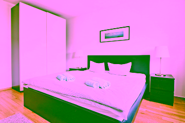 Schlafzimmer - Helle, möblierte 2-Zimmer-Wohnung mitten in Berlin