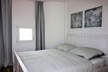 Schlafzimmer (Beispiel) - Das könnte deine Terrasse werden: Möblierte 3-Zimmer-Wohnung im Zentrum von Berlin