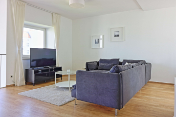 Wohnzimmer - 3-Zimmer-Maisonettewohnung im coolen Bezirk Kreuzberg mit Balkon