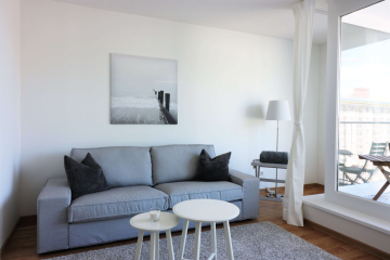 Living room - Furnished 2-room flat with a view of the Gropius Bau