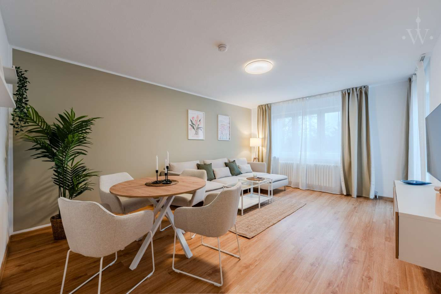 Helle und großzügige Dreizimmerwohnung in Berlin, Drakestraße, 12205 Berlin, Lichterfelde (Steglitz)