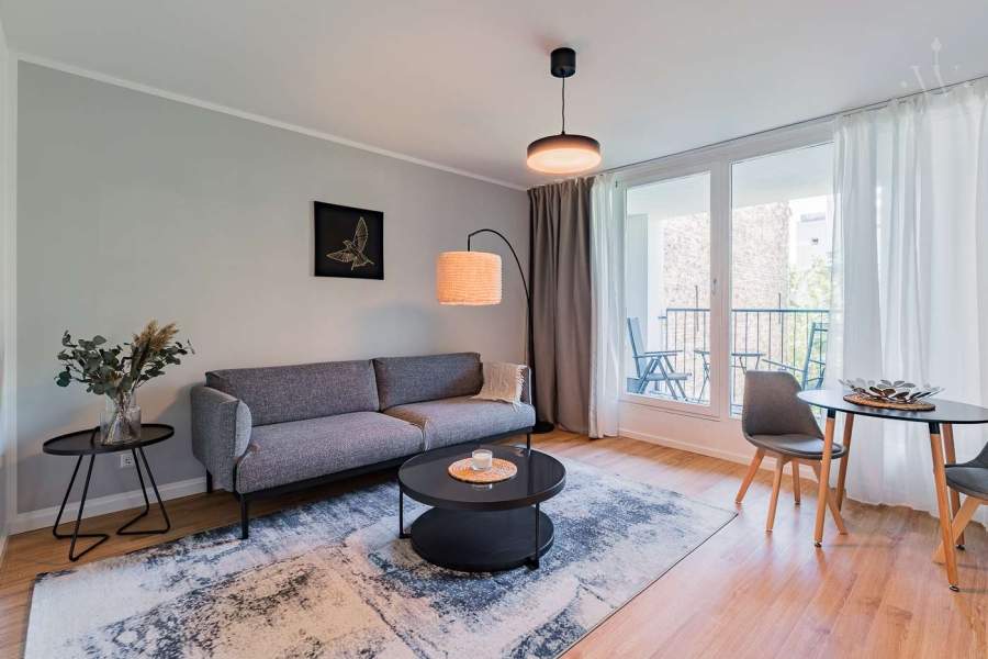 Unser modernes 2-Zimmer-Apartment über den Dächern Berlins, Zimmerstraße, 10969 Berlin, Kreuzberg