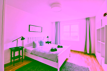 Schlafzimmer - Möblierte 2,5-Zimmer-Wohnung am Checkpoint Charlie