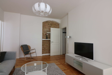 Bild - Möblierte 2-Zimmer-Wohnung in einem schönen sanierten Altbau