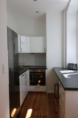 Bild - Möblierte 2-Zimmer-Wohnung in einem schönen sanierten Altbau