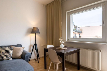 Wohnzimmer - Perfekt geschnittenes, stilvolles 1-Zimmer-Single-Apartment