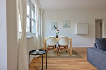 Dining area - Furnished 2-room with quiet sleeping area in the centre of Berlin