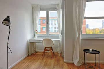 Workspace - Furnished 2-room with quiet sleeping area in the centre of Berlin
