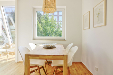 Essbereich - Möblierte 4-Zimmer-Wohnung in ruhiger Citylage