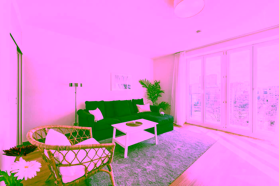 Komfortable 3-Zimmer-Wohnung mit Aussicht direkt am Checkpoint Charlie, 10969 Berlin, Kreuzberg