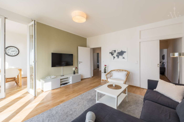 woonwoon-berlin-wohnen-auf-zei - Komfortable 3-Zimmer-Wohnung mit Aussicht direkt am Checkpoint Charlie