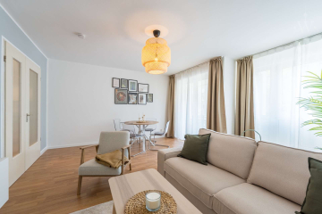 Wohnzimmer - Modern gestaltetes 3-Zimmer-Apartment in City-Lage Charlottenburg