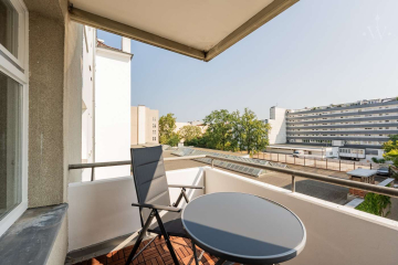 woonwoon-berlin-wohnen-auf-zei - Schön möblierte 2-Zimmer-Wohnung in Wilmersdorf