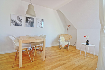 Essbereich1 - 2 Zimmer Dachgeschoss-Wohnung im angesagten Szenebezirk Prenzlauer Berg