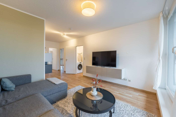 Wohnzimmer - Stilvoll möblierte 3-Zimmer-Wohnung im historischen Herzen Berlins