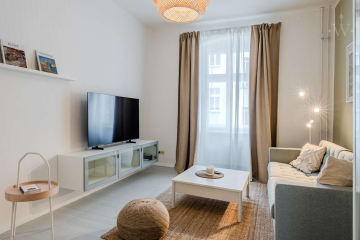 woonwoon-berlin-wohnen-auf-zei - Neu renovierte Wohnung in Berlin-Wedding – Wohnen mit historischem Charme