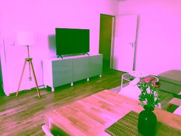 Bild - Helle, möblierte 2-Zimmer-Wohnung mitten in Berlin