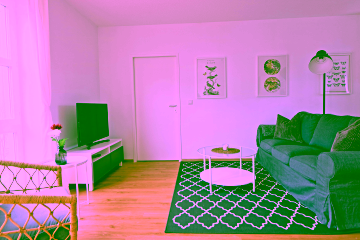 Wohnzimmer - Schöne möblierte 3-Zimmer-Wohnung in zentraler Lage Berlins