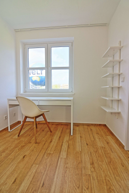 Workspace1 - Central 3-room flat directly at Checkpoint Charlie