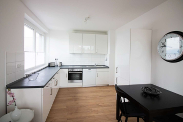 Küche - 2-Zimmer-Business-Apartment mit großem Balkon und Blick über Berlin