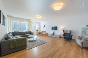 Wohnzimmer - Unsere schöne 4-Zimmer-Wohnung in erstklassiger Lage mitten in Kreuzberg