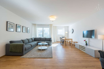 Wohnzimmer - Unsere schöne 4-Zimmer-Wohnung in erstklassiger Lage mitten in Kreuzberg